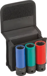 Bosch衝擊套筒組，尺寸有 17、19、21 毫米。.