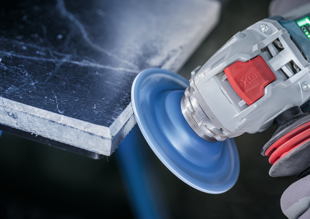 BoschX-LOCK 鑽石磨盤，用於磁磚邊緣修整.