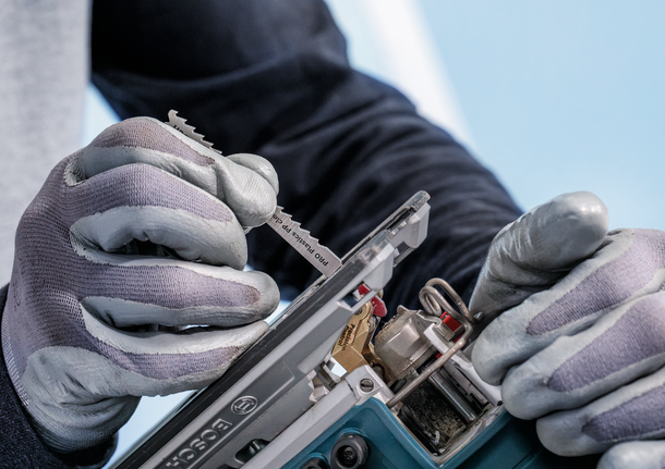 PRO Plastics PP 細緻切割款 T102D 線鋸片,100 mm,2 件 插入Bosch曲線鋸刀片,實現精確切割。.